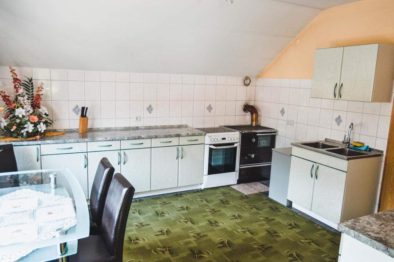 Apartmaji Krebs Mezica Exteriör bild
